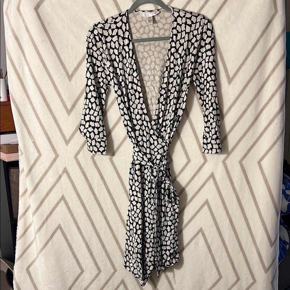 Diane Von Furstenberg Julian Black and Off-white Wrap Silk Dress
